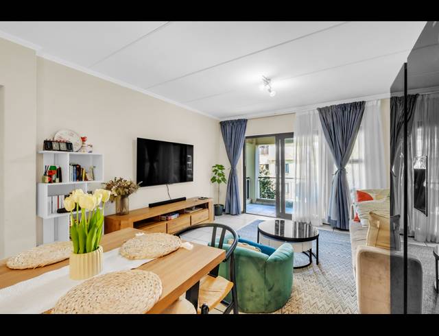 2 BEDROOM APARTMENT FOR SALE IN SUNNINGHILL